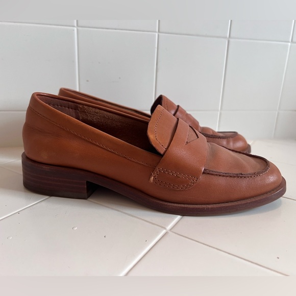 Women’s cognac Aldo loafers size 6 - Picture 3 of 6
